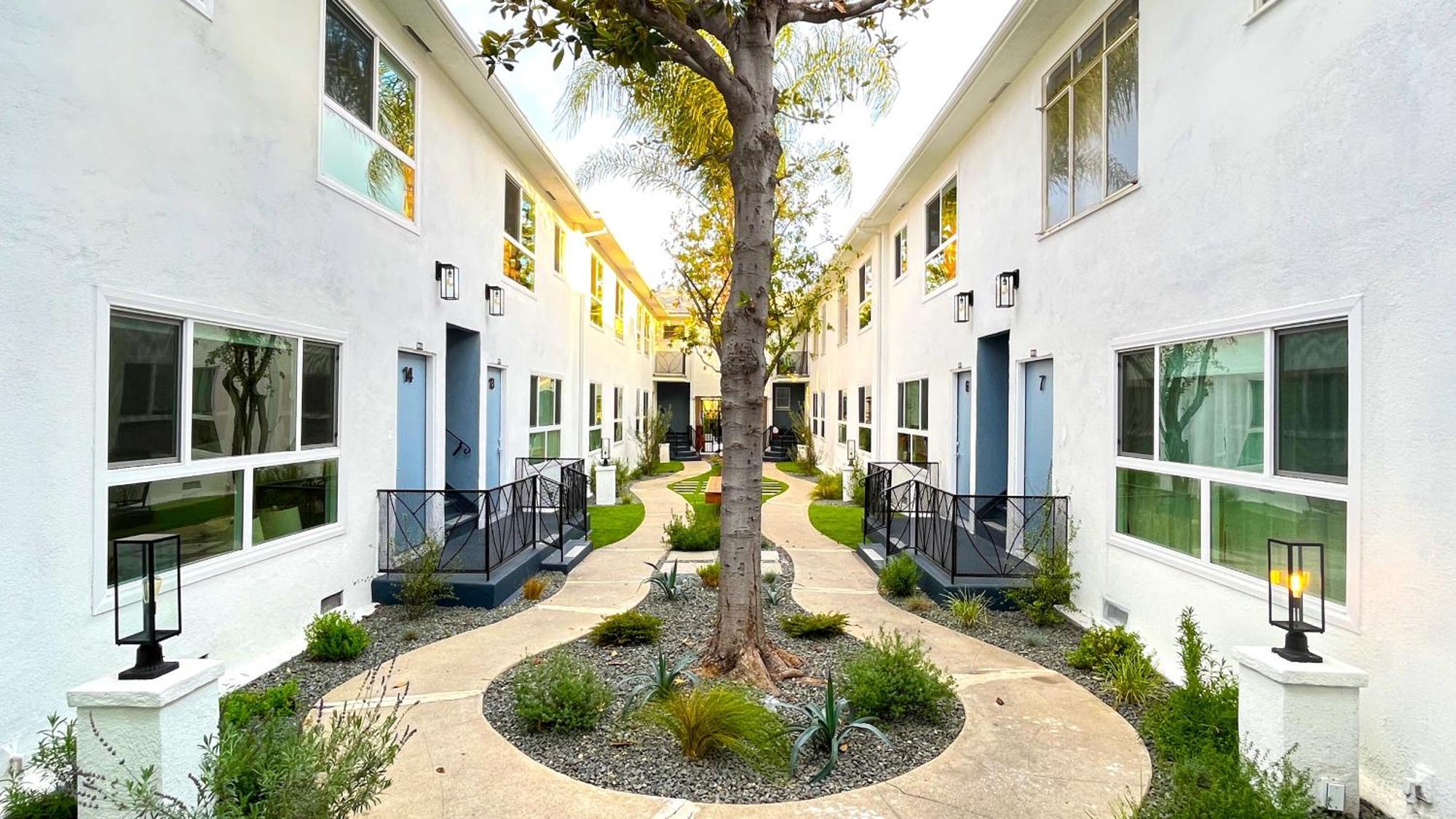 Hollywood/Thai Town Courtyard Apartment Los Angeles Ngoại thất bức ảnh